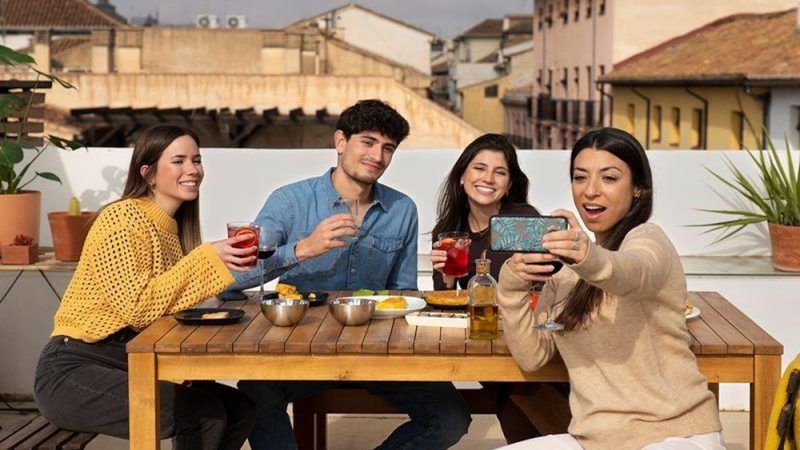 9 Common Misconceptions About Rooftop Dining and Restaurant Booking—Debunked