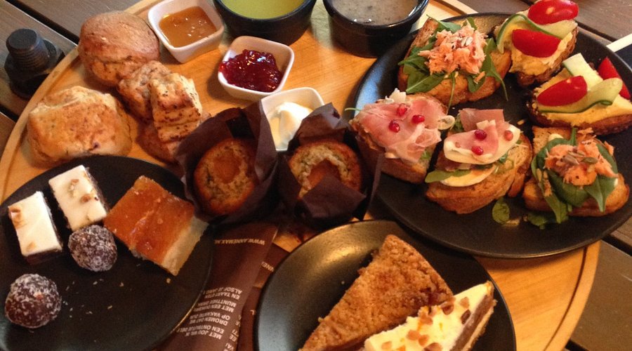 Family-Friendly Takeaway and Delivery in Oud Zuid